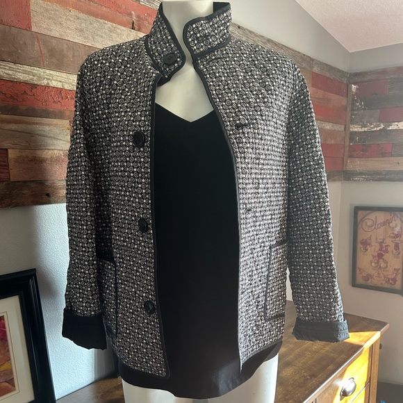 Talbots lightweight jacket - Picture 2 of 13